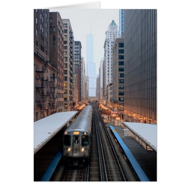 Verhoogde spoorweg in het centrum van Chicago over (Voorkant)