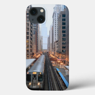 Verhoogde spoorweg in het centrum van Chicago over iPhone 13 Hoesje