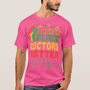 Verhoogde vuist hartslag zwarte artsen materie gez t-shirt