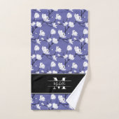 Veri Periwinkle Blue Monogrammed Magnolia Flower Bad Handdoek (Handdoek)