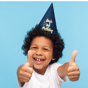 Verjaardag aanpassen naar de ruimte feesthoedjes