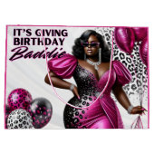 Verjaardag Baddie Black Woman Pink & Leopard Groot Cadeauzakje (Achterkant)