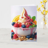 Verjaardag bevroren yoghurt met fruit en noten kaart (Gele Bloem)