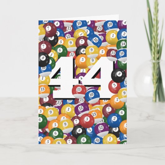 Verjaardag biljartballen voor 44e verjaardag kaart (Voorkant)