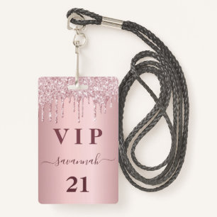 Verjaardag blush roze druppels naam vip pass badge