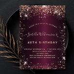 Verjaardag bordeauxrood roos gouden sprankelingen kaart<br><div class="desc">Voor een elegante 40e (of elke leeftijd) verjaardag. Een bordeauxrode achtergrondkleur. Versierd met roos gouden faux sparkles. Personaliseer en voeg een naam,  leeftijd en partijgegevens toe. De naam is geschreven met een handgeschreven script</div>