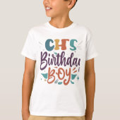 Verjaardag Boy Multicolor Tekstontwerp T-shirt (Voorkant)
