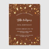 Verjaardag bruin goud sterren luxe magnetische uitnodiging (Voorkant)