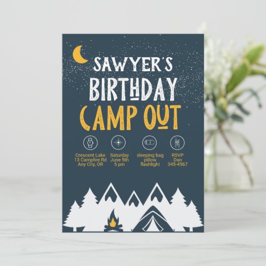 Verjaardag Campout Uitnodiging (Staand voorkant)