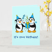 Verjaardag Cartoon pinguïns met cadeau Kaart (Gele Bloem)