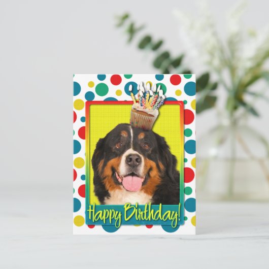 Verjaardag Cupcake - Berner Sennenhond Briefkaart (Staand voorkant)