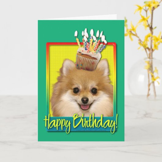 Verjaardag Cupcake Pomeranian Kaart (Gele Bloem)