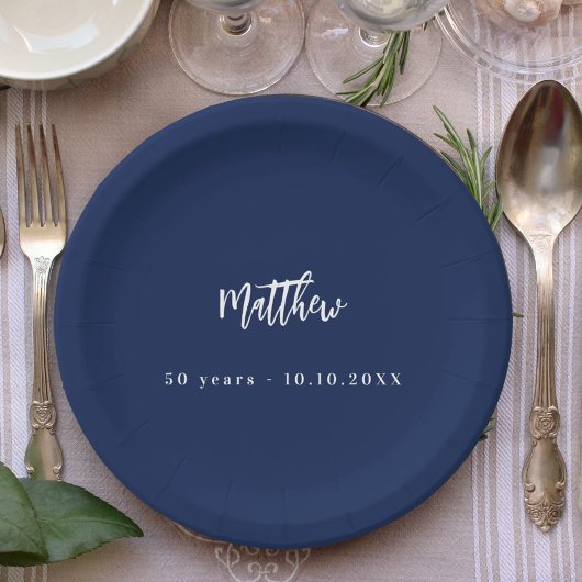 Verjaardag donkerblauw wit script minimalist papieren bordje