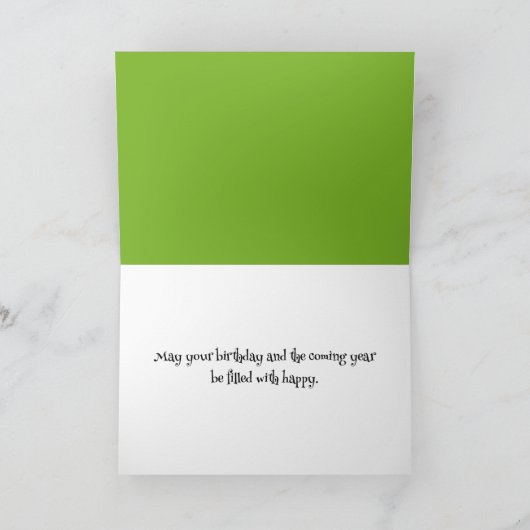 Verjaardag eekhoorn met eikels in een winkelwagen kaart (Binnen)