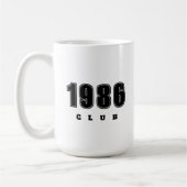 Verjaardag ELK JAAR, aangepaste zwarte eenvoudige  Koffiemok (Links)