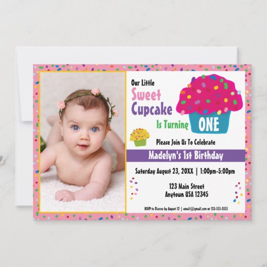 Verjaardag gefeliciteerd besprenkeld beertje kaart (Voorkant)