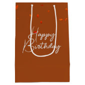 Verjaardag Ginger Cat In Een Herfst Bladstapel Medium Cadeauzakje (Achterkant)