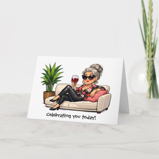 Verjaardag Glamoureuze Oude Dame Met Wijn Kaart (Voorkant)