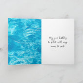 Verjaardag Golden Retriever drijvend in zwembad Kaart (Binnen)