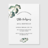 Verjaardag groen wit script elegante luxe magnetische uitnodiging (Voorkant)