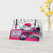 Verjaardag Groet - Taart w/Fuchsia Bloemen/Zwart Kaart (Gele Bloem)