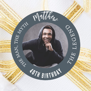 Verjaardag houtskool grijs foto man myth legende ronde sticker