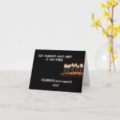 Verjaardag in brand! Verjaardag Kaart (Gele Bloem)