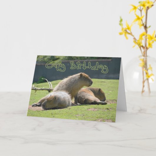 Verjaardag Kaart met Capybara (Gele Bloem)