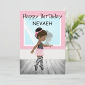 Verjaardag Kaart van een Afro-Amerikaans meisje (Staand voorkant)