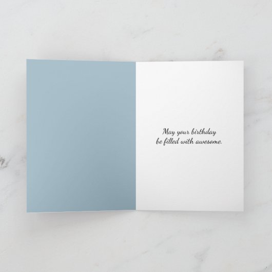 Verjaardag Kale Adelaar met een vlag op een Cairn Kaart (Binnen)