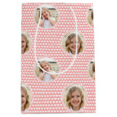 Verjaardag Kinderen Aangepaste Foto Abrikoos Roze  Medium Cadeauzakje (Voorkant)