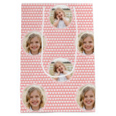 Verjaardag Kinderen Aangepaste Foto Abrikoos Roze  Medium Cadeauzakje (Achterkant)