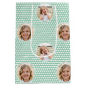 Verjaardag Kinderen Aangepaste Foto Mint Hartjes Medium Cadeauzakje (Achterkant)
