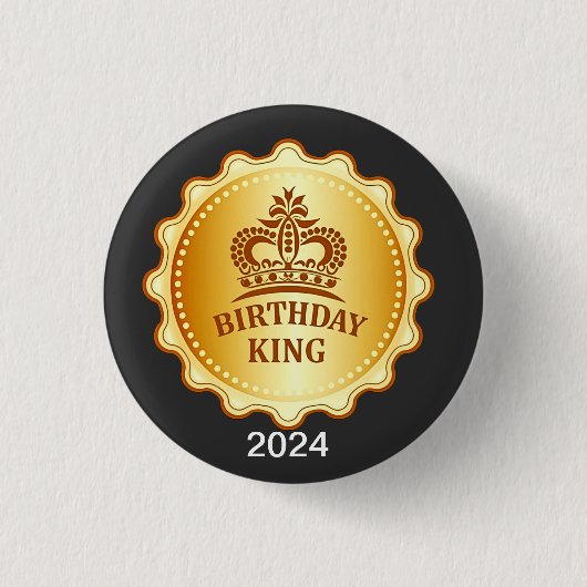 Verjaardag Koning 2024 Gouden Kroon Token Bday Par Ronde Button 3,2 Cm (Voorkant)