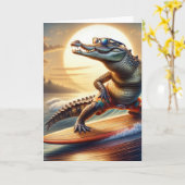 Verjaardag krokodil op een surfplank kaart (Gele Bloem)