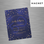 Verjaardag marine blauw goud sterren feestnummer l magnetische uitnodiging<br><div class="desc">Een glamoureuze uitnodiging voor een verjaardagsfeestje voor hem en haar. Een marineblauwe achtergrond versierd met faux gouden sterren. De kleur van het blauw is ongelijk. Personaliseer en voeg een naam en feestdetails toe. Goudkleurige tekst. Een groot leeftijdsnummer als watermerk.</div>