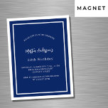 Verjaardag marine blauw wit minimalistische luxe magnetische uitnodiging<br><div class="desc">Een moderne,  elegante magnetische uitnodiging. Een marineblauwe achtergrond versierd met witte lijsten. Personaliseer en voeg een naam en details toe. Witte tekst.</div>