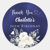Verjaardag marine blauw witte bloemen Dank u Ronde Sticker (Voorkant)