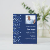 Verjaardag marine blauwe foto confetti uitnodiging (Staand voorkant)