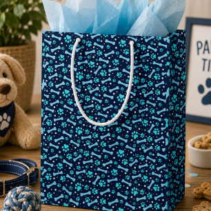 Verjaardag met blauwe aquarelpootafdrukken medium cadeauzakje