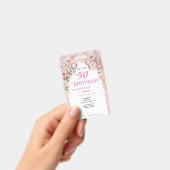 Verjaardag met Roze Bloemen Badge (Handheld)