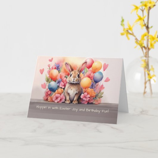 Verjaardag op Paaskonijn te midden van bloemen bal Kaart (Gele Bloem)