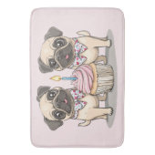 Verjaardag Pug Honden Cupcake Badmat (Voorkant Verticaal)
