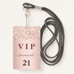 Verjaardag roos gouden blush roze naam vip badge