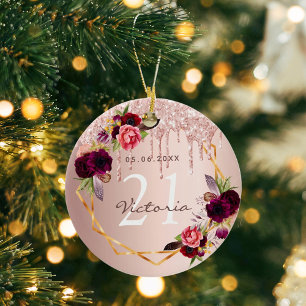 Verjaardag roze goud bordeauxrode bloemen druipt keramisch ornament