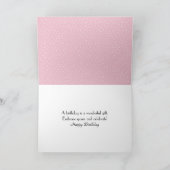 Verjaardag roze tulpen op een besneeuwde bank kaart (Binnen)