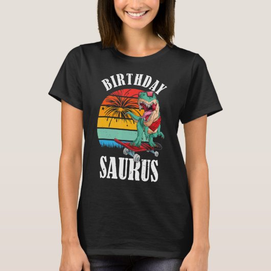 Verjaardag Saurus Feestelijke Dinosaurus T-shirt (Voorkant)