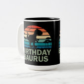 Verjaardag Saurus Retro Dinosaurus kinder Tweekleurige Koffiemok (Voorkant links)