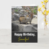 Verjaardag + Schattigee Chipmunk Like Critter op e Kaart (Gele Bloem)