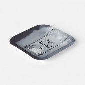 Verjaardag spook op een schommel met Raven Papieren Bordje (Gebogen)